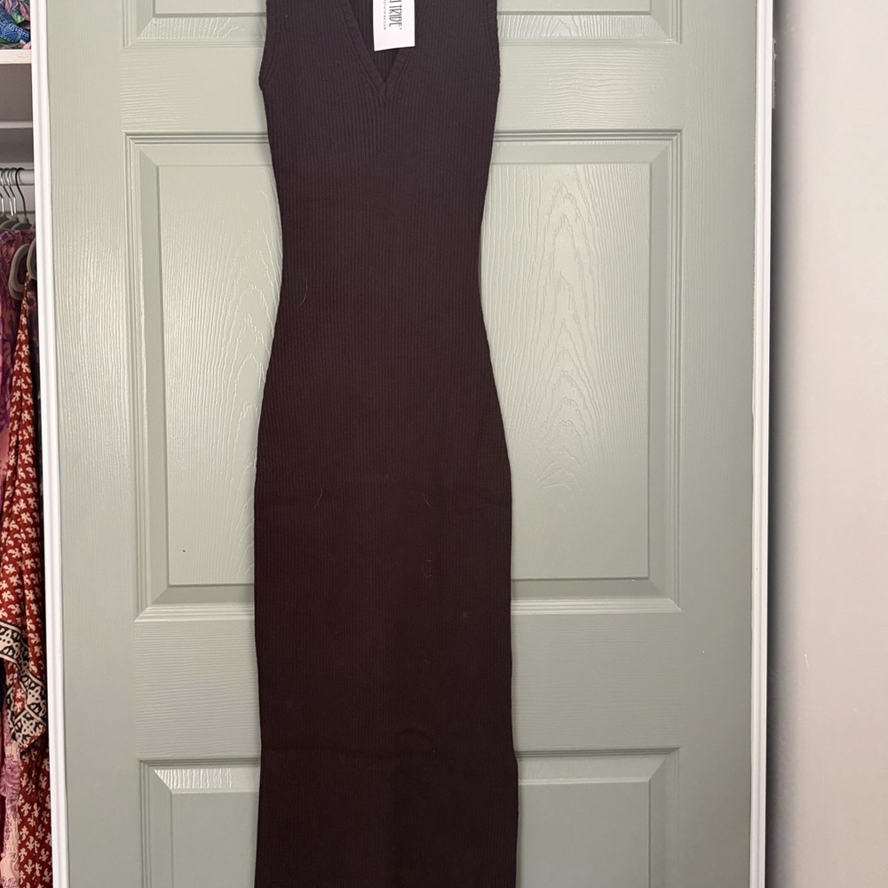 12th Tribe Chocolate Brown Ribbed V-Neck Maxi Dress